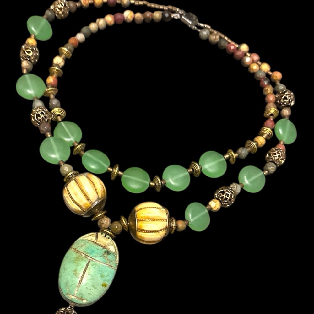 Artisan Green and Gold Beaded Necklace - Picture 4 of 8